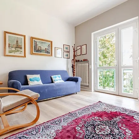 L For Appartamento Mandello del Lario