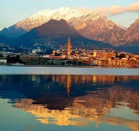 L For * Mandello del Lario