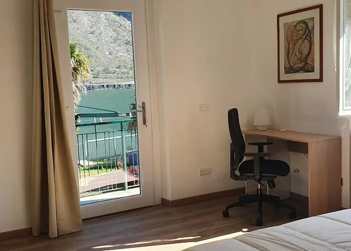 公寓 L For 曼代洛-德尔拉里奥